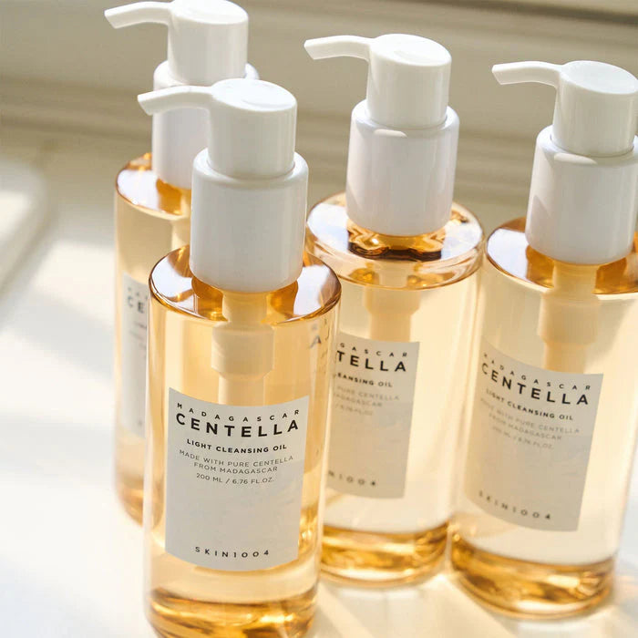 Centella - LIGHT CLEANSING OIL - 200ml - Ministry of Skin