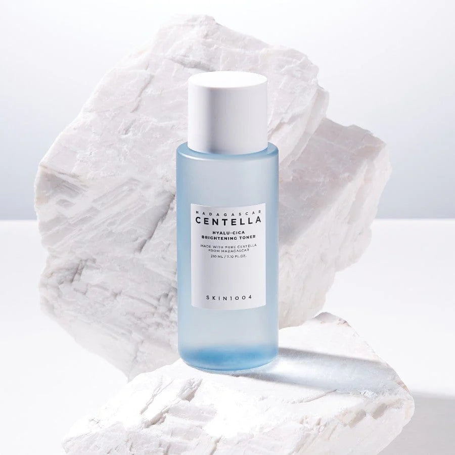 Centella - Hyalu-Cica Brightening Toner - Ministry of Skin